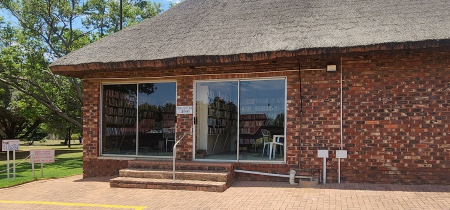 2 Bedroom Property for Sale in Oudorp North West